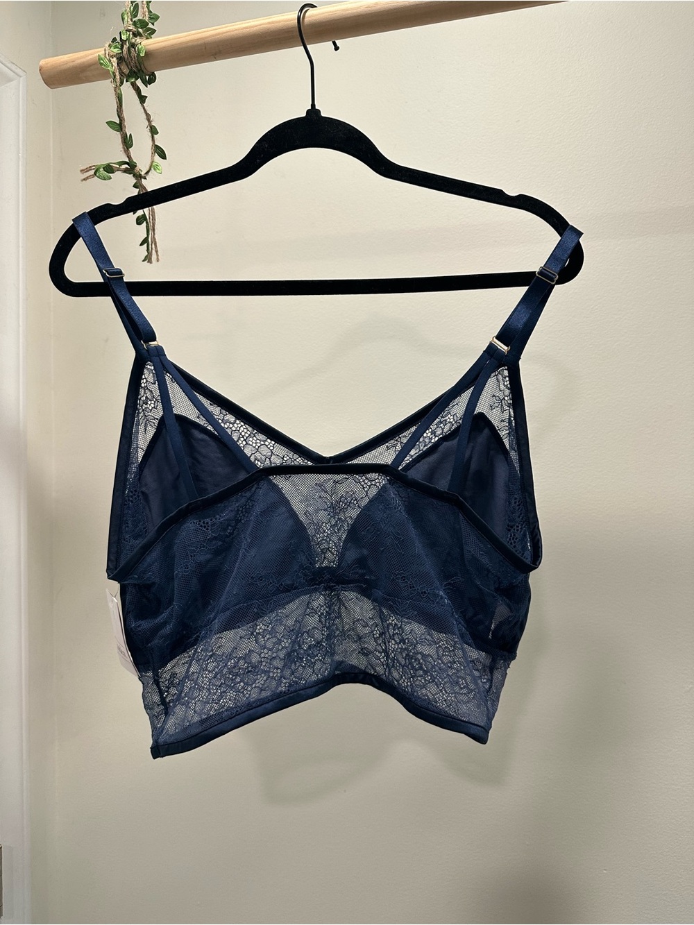 Womenโs XXL | Auden Navy Blue Lace Unlined Bralette